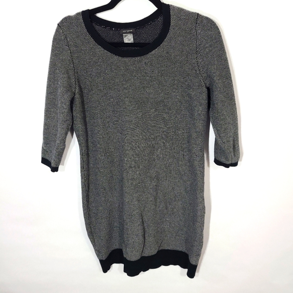 Ann Taylor Women's Size Medium M Gray and Black Sweater Dress